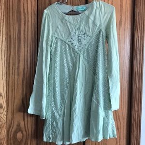 Mint long sleeve shirt with tags on!